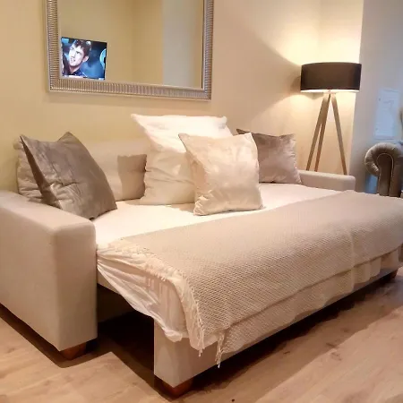 Glorious Cloud Berlín